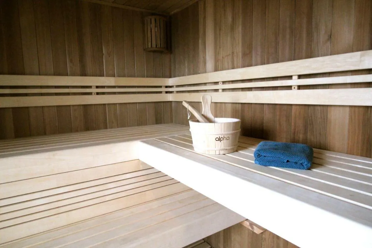 Bsauna & Wellness Apartment Bruges